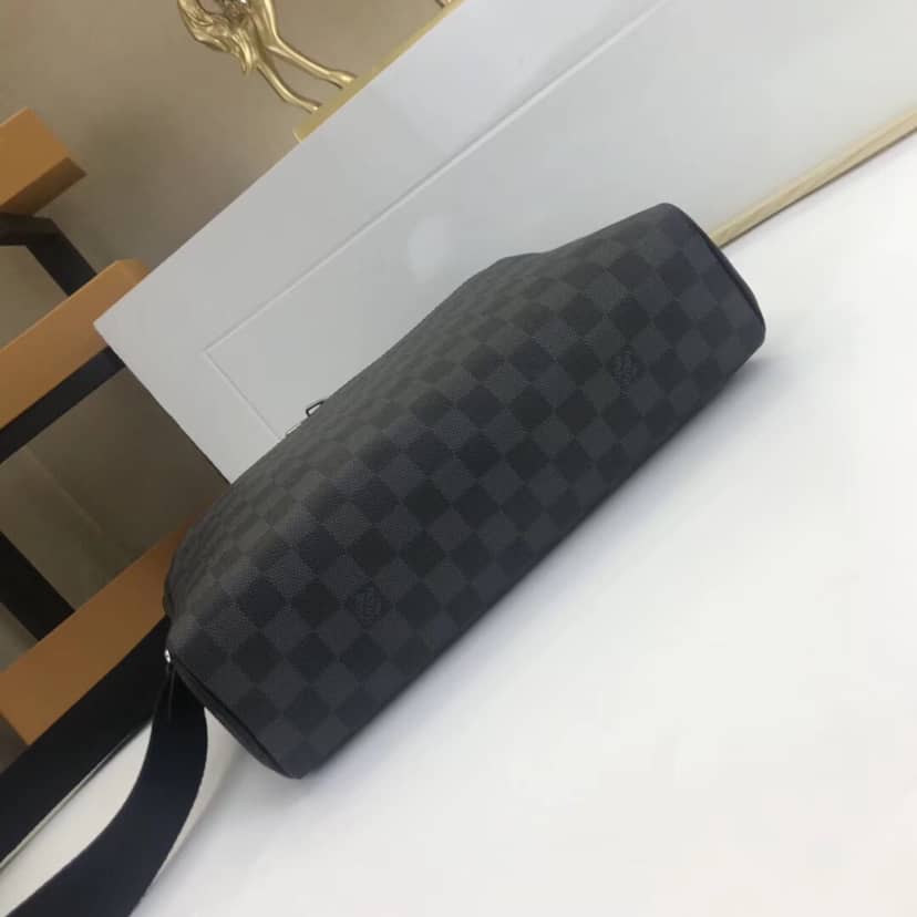 L0vis Vvtt0n Damier Graphite Dayton MM Replica Messenger Bag N41409