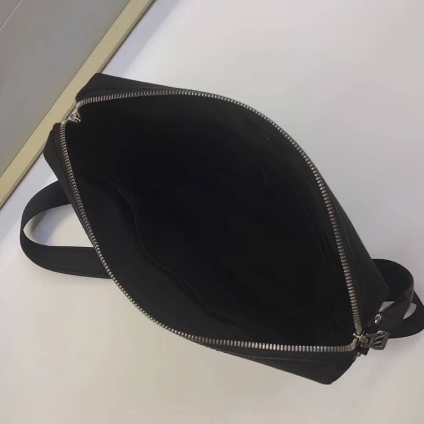 L0vis Vvtt0n Taiga Grigori MM Messenger Bag Replica Black M30206