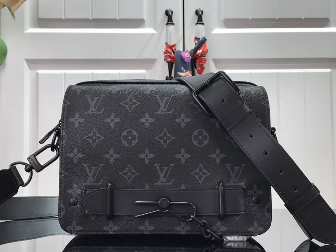 L0vis Vvtt0n Steamer Leather Messenger Bag Replica M45585
