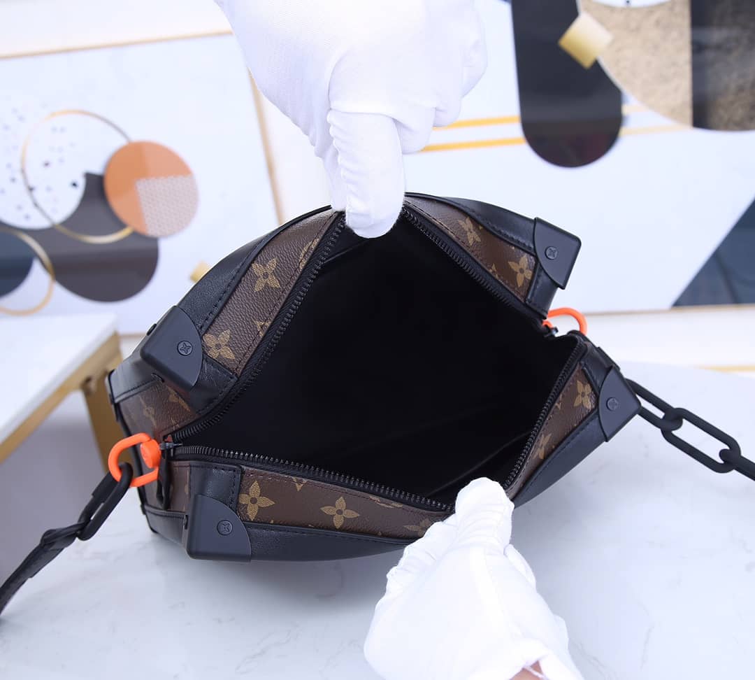 L0vis Vvtt0n x Virgil Abloh Monogram Soft Trunk Replica M44478