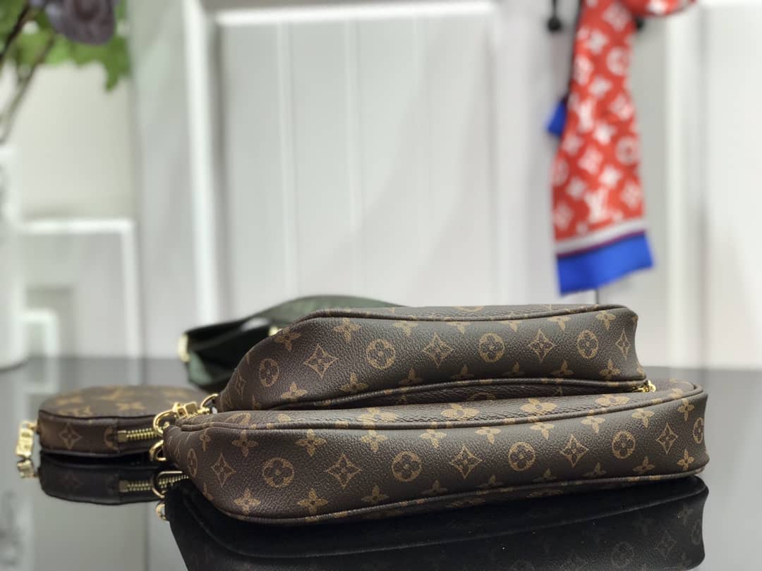 L0vis Vvtt0n Monogram Canvas Multi Pochette Replica Green M44823