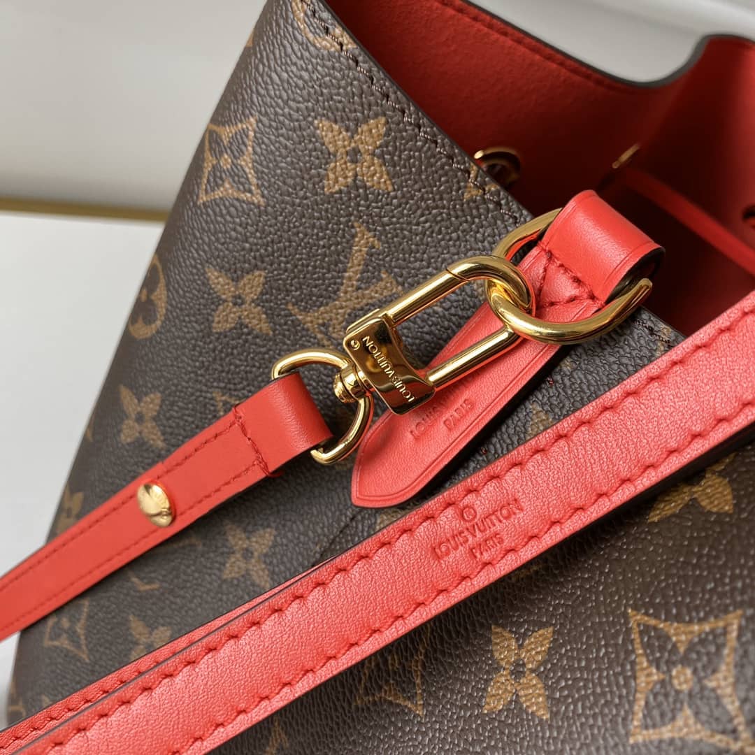 L0vis Vvtt0n Neo Noe Replica Bucket Bag Brown M44021