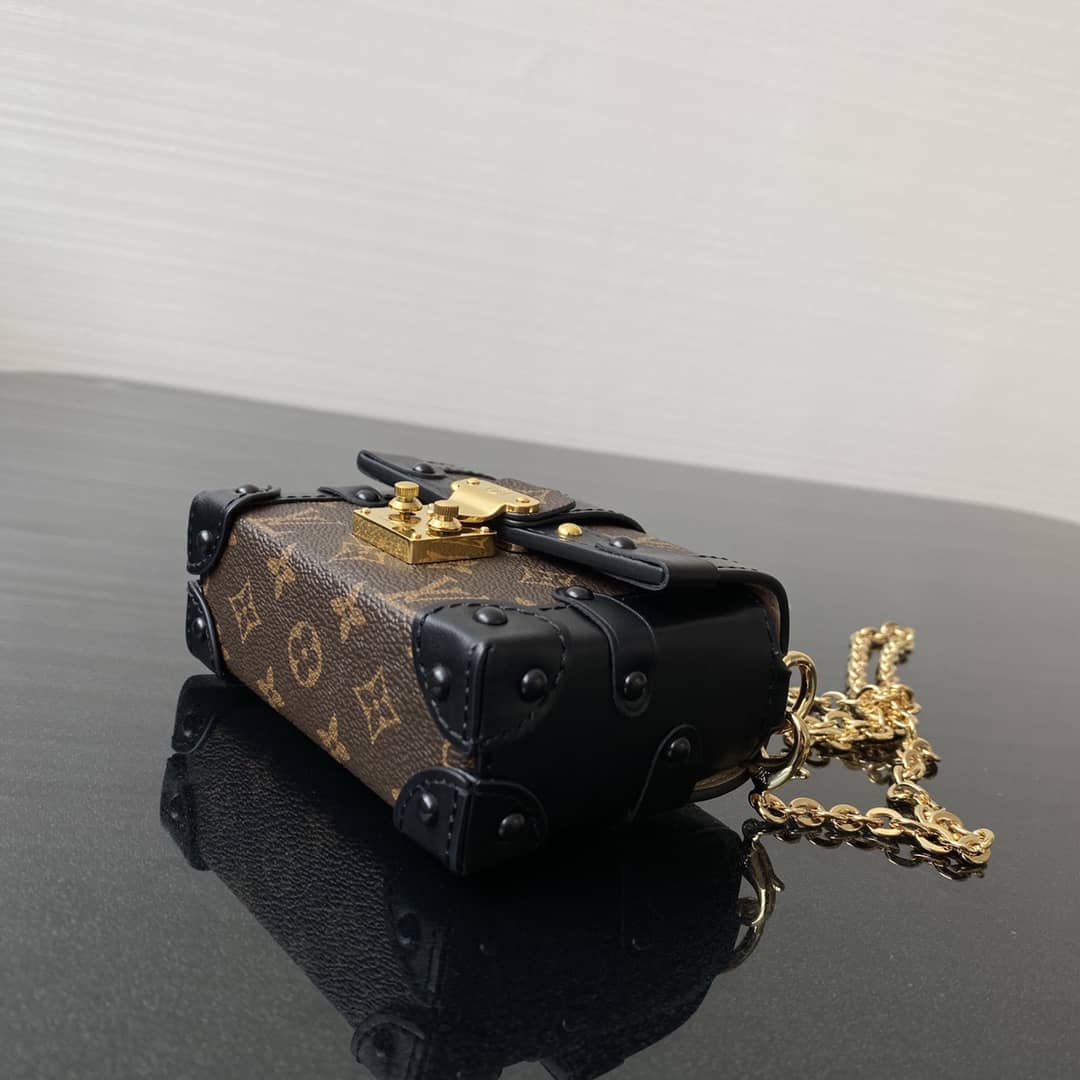LV 7 Star AAA+ Petite Malle Box Chain Shoulder Bag