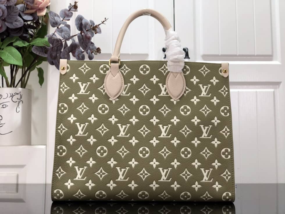 L0vis Vvtt0n OnTheGo MM Empreinte M46060 Replica Tote