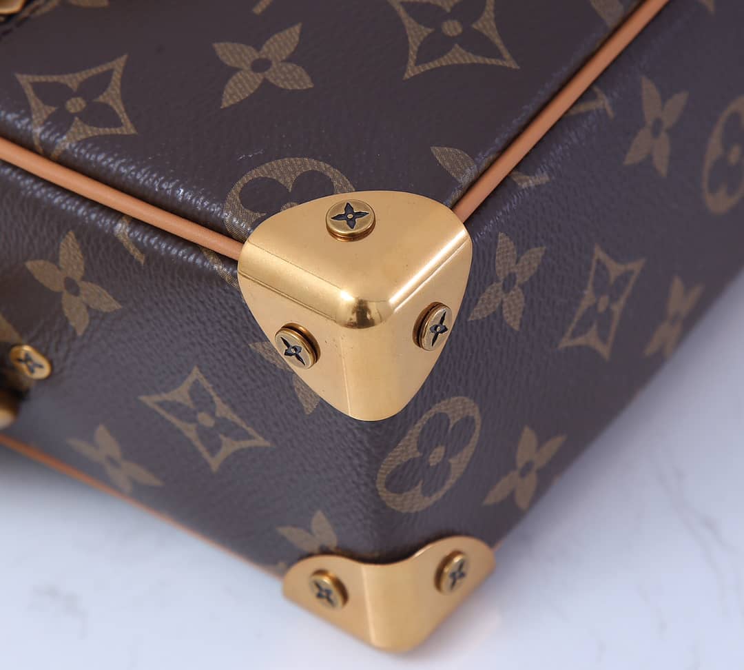 L0vis Vvtt0n Monogram Malle Mini Soft Trunk Replica Shoulder Bag M68906