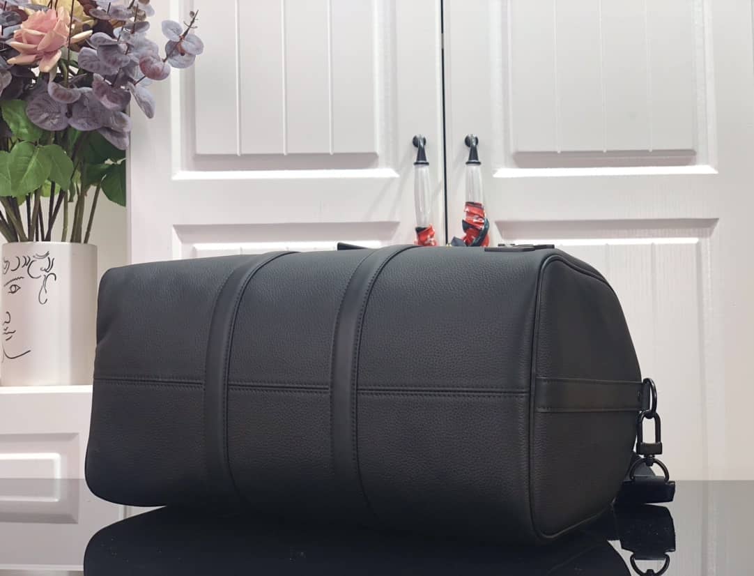 L0vis Vvtt0n Keepall Bandouliere 40 Replica Bag M57088