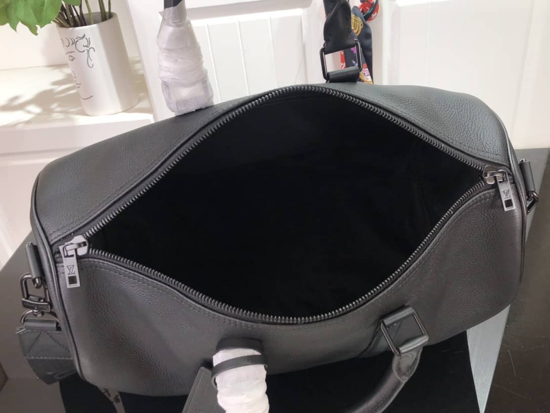L0vis Vvtt0n Keepall Bandouliere 40 Replica Bag M57088
