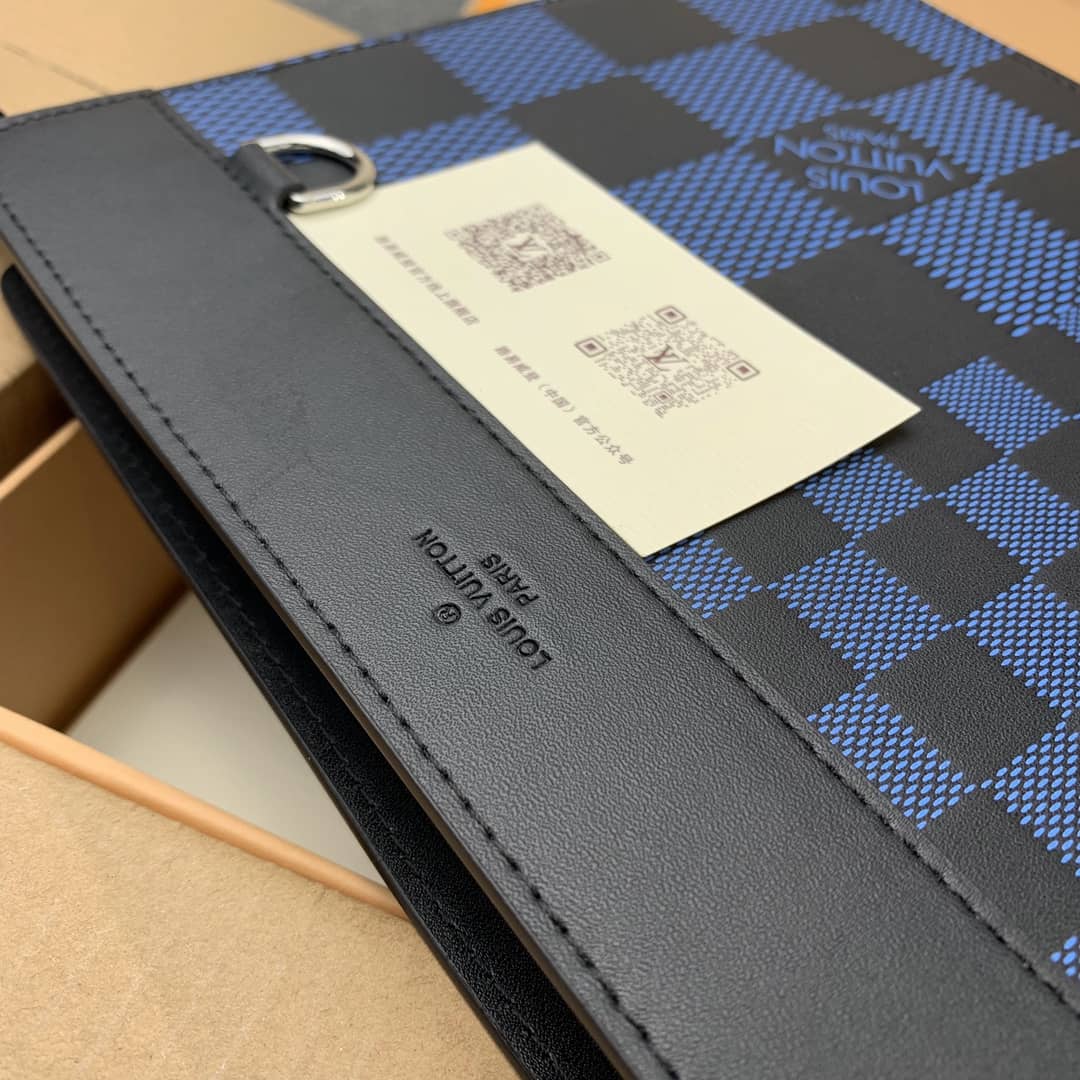 L0vis Vvtt0n Damier Infini 3D Cowhide Leather Standing Pouch Replica Blue N60449