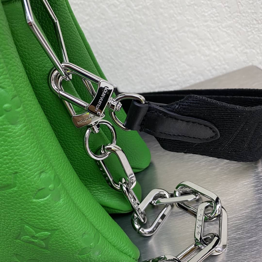 Cheap L0vis Vvtt0n Chain Clutch Bag Green Online
