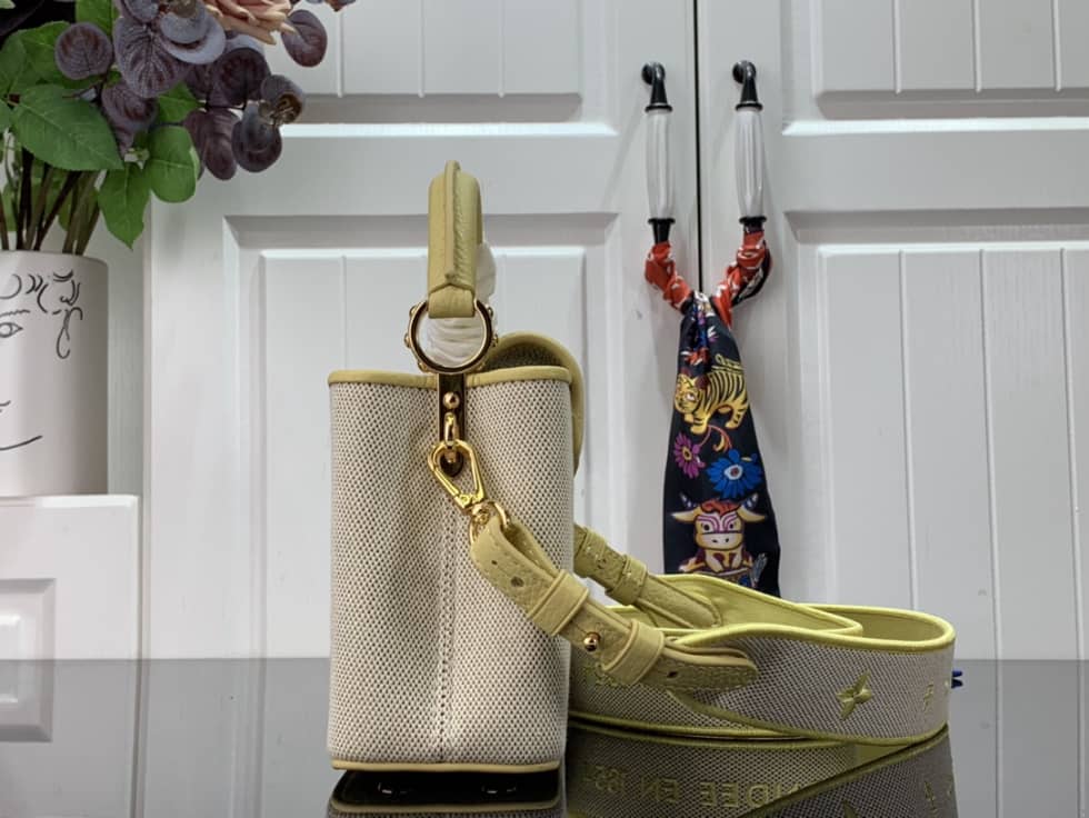 L0vis Vvtt0n Capucines Mini Yellow M59872 Replica Shoulder Bag