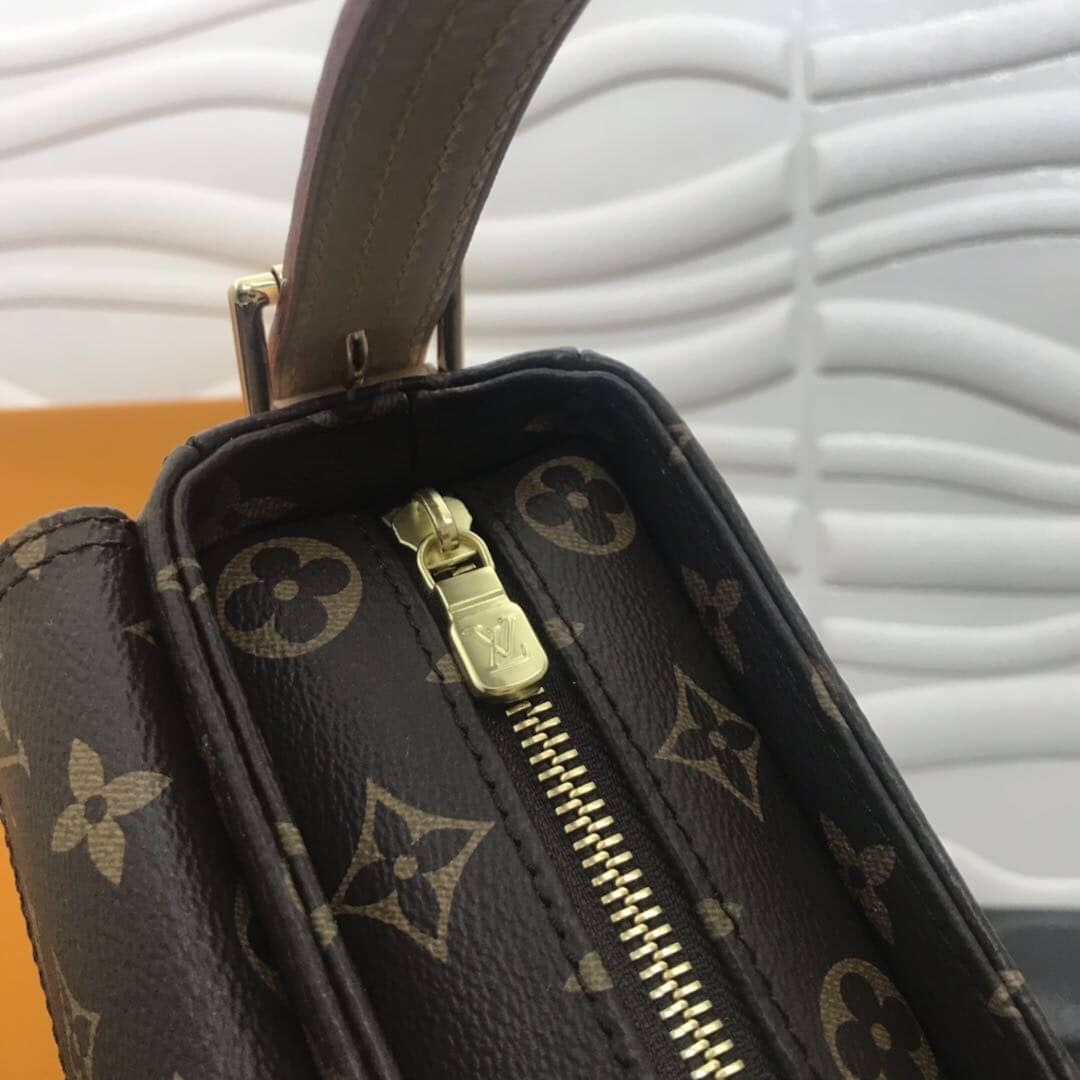 L0vis Vvtt0n Viva Cite MM Monogram Replica Shoulder Bag M51164