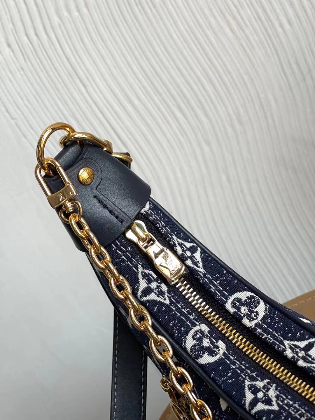 L0vis Vvtt0n Denim Loop Bag Blue M81166 Replica Hobo