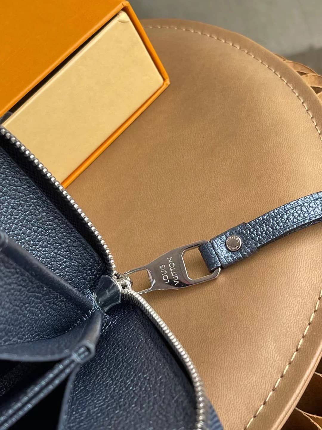 L0vis Vvtt0n Long Wallet Zippy Empreinte Navy Blue M80958 Replica Wallet