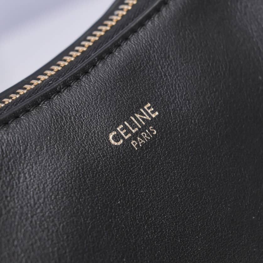 Ce1i*e Ava Calfskin Hobo Replica Bag