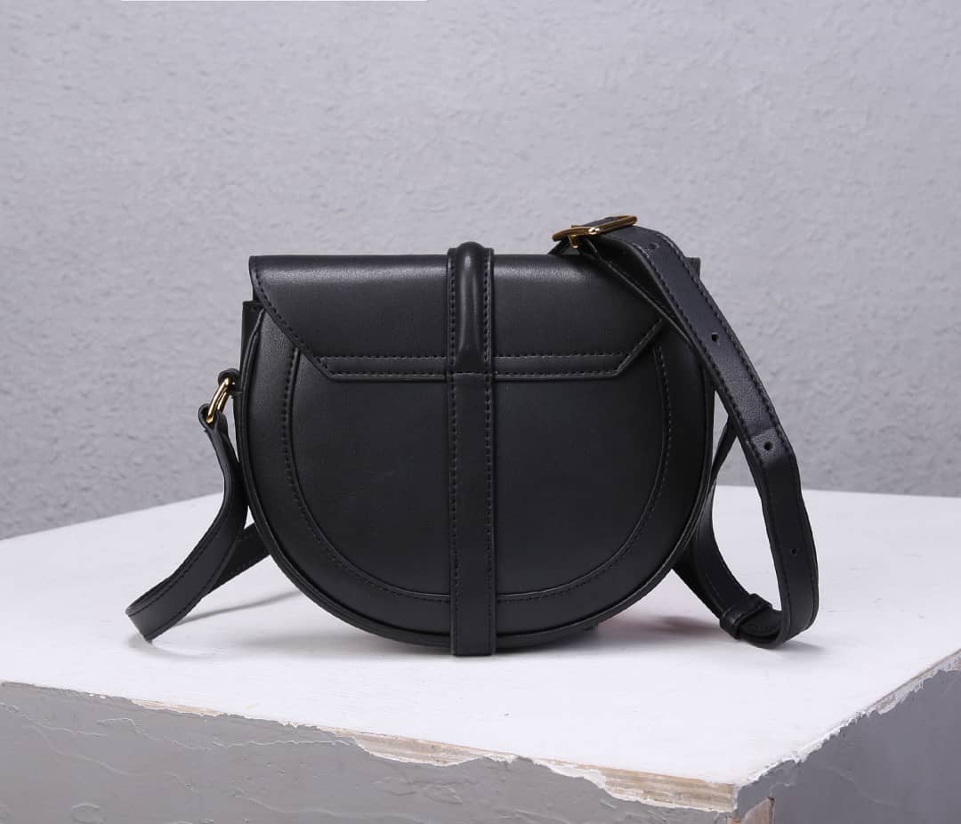 Ce1i*e Small Besace 16 Cowhide Replica Saddle Bag