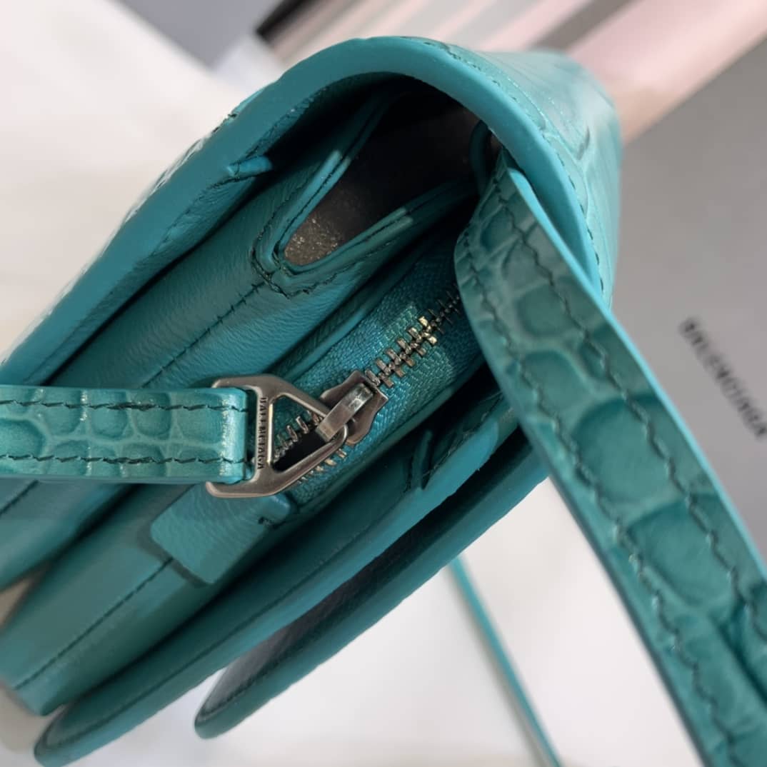 Ba1en*iaga Crocodile Embossed Box Replica Shoulder Bag