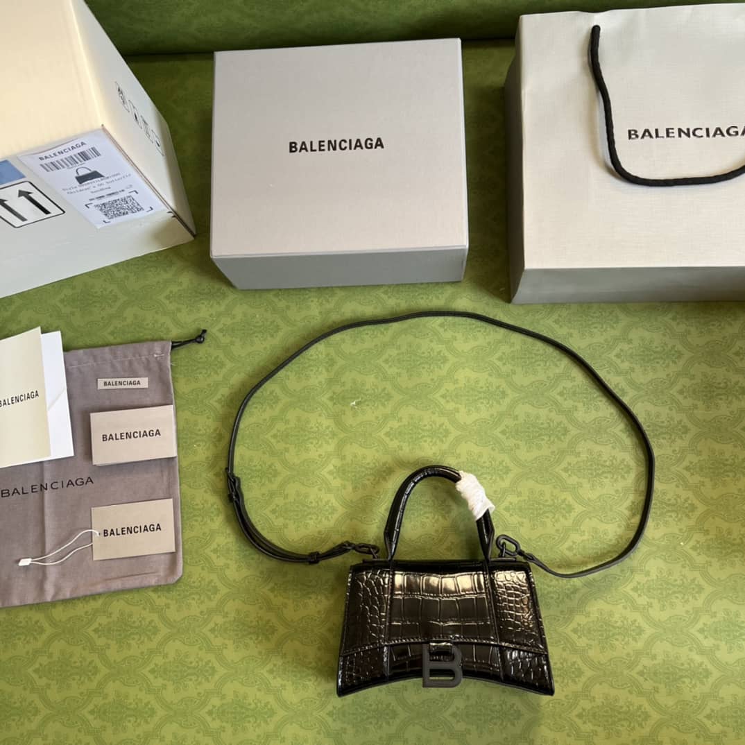 Ba1en*iaga Hourglass Leather Top Handle Replica Bag