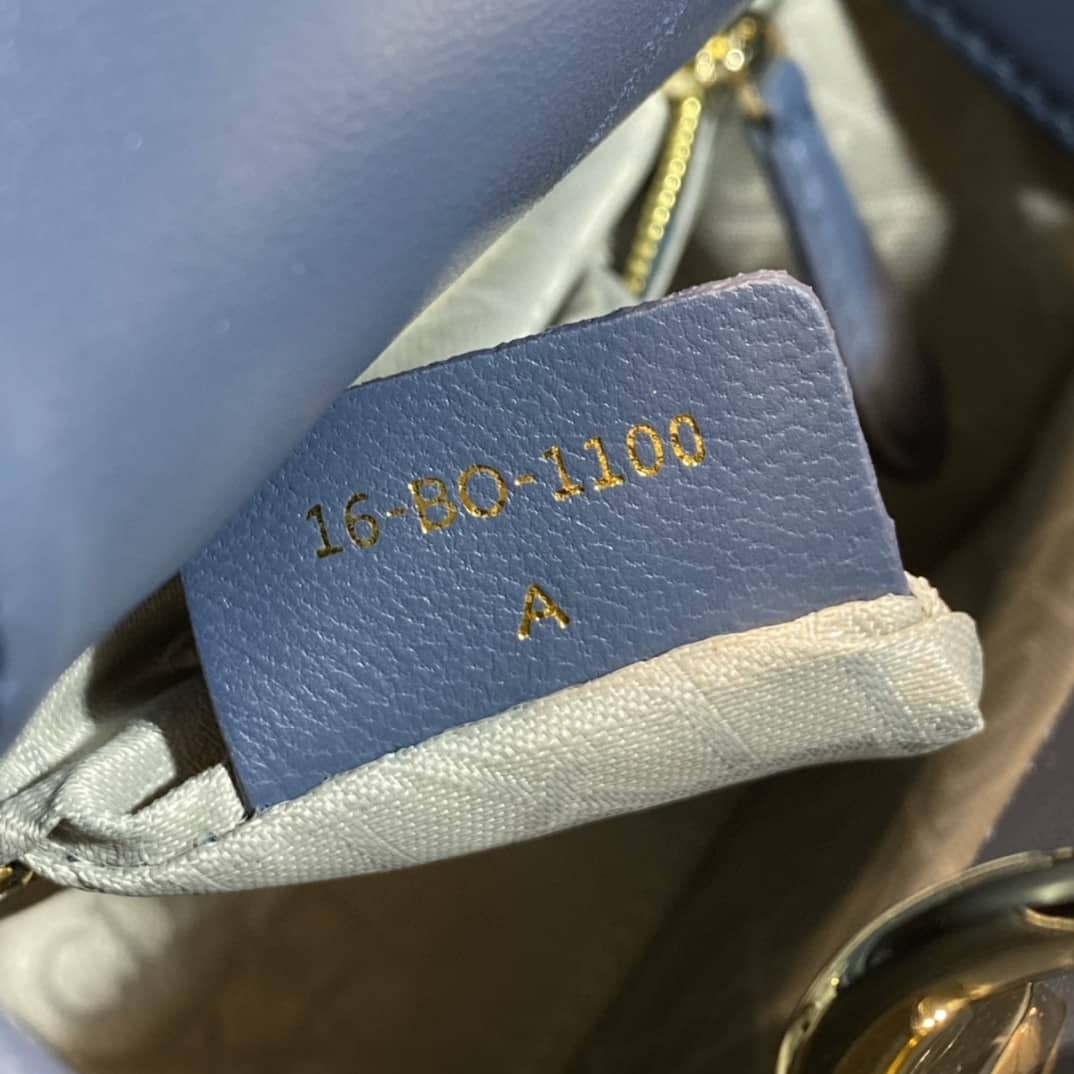 Chr1st1an D10r Lady D10r 17CM Replica Bag