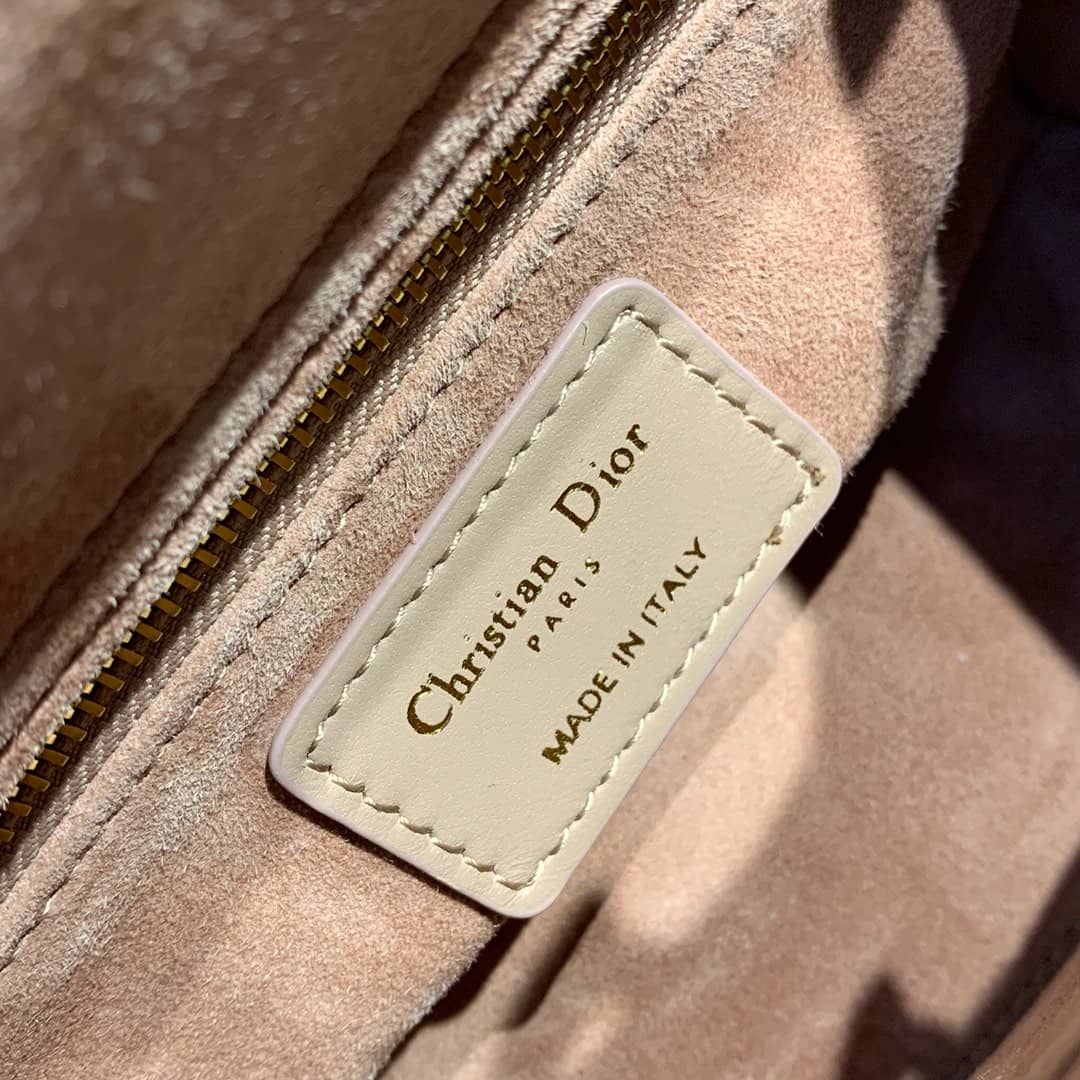 Chr1st1an D10r Lady D10r 20CM Replica Bag