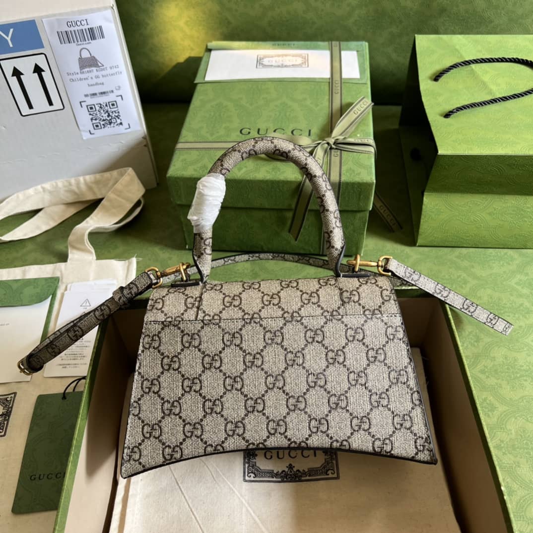 Gvc*1 Bag Dupe x Ba1en*iaga Small Hourglass 681697