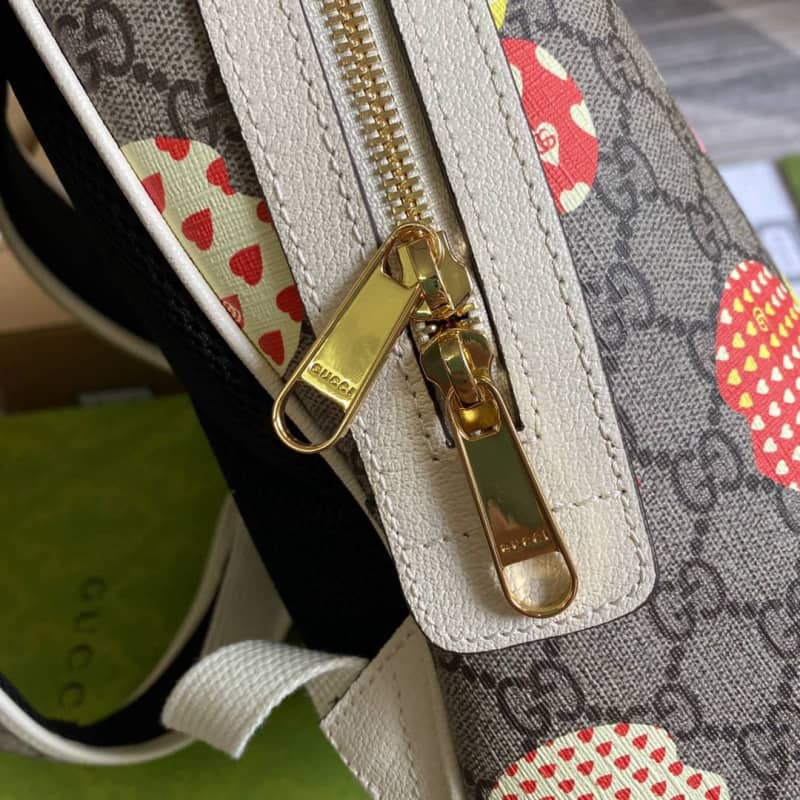 Gvc*1 Disney Small Svp*me Replica Backpack Brown 552884