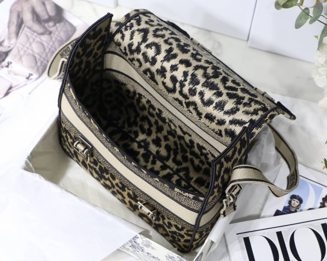 Best Chr1st1an D10r Replica Bag