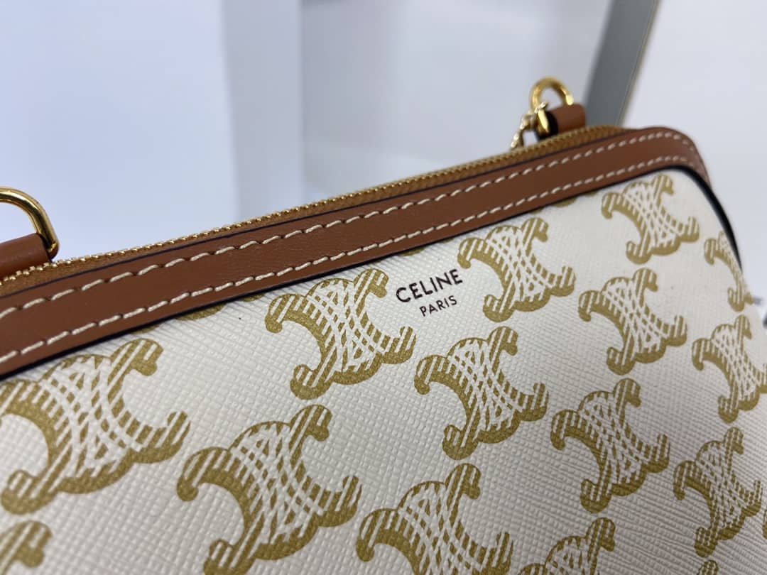 Ce1i*e Bag Dupe Triomphe Canvas Lambskin Chain Replica Clutch