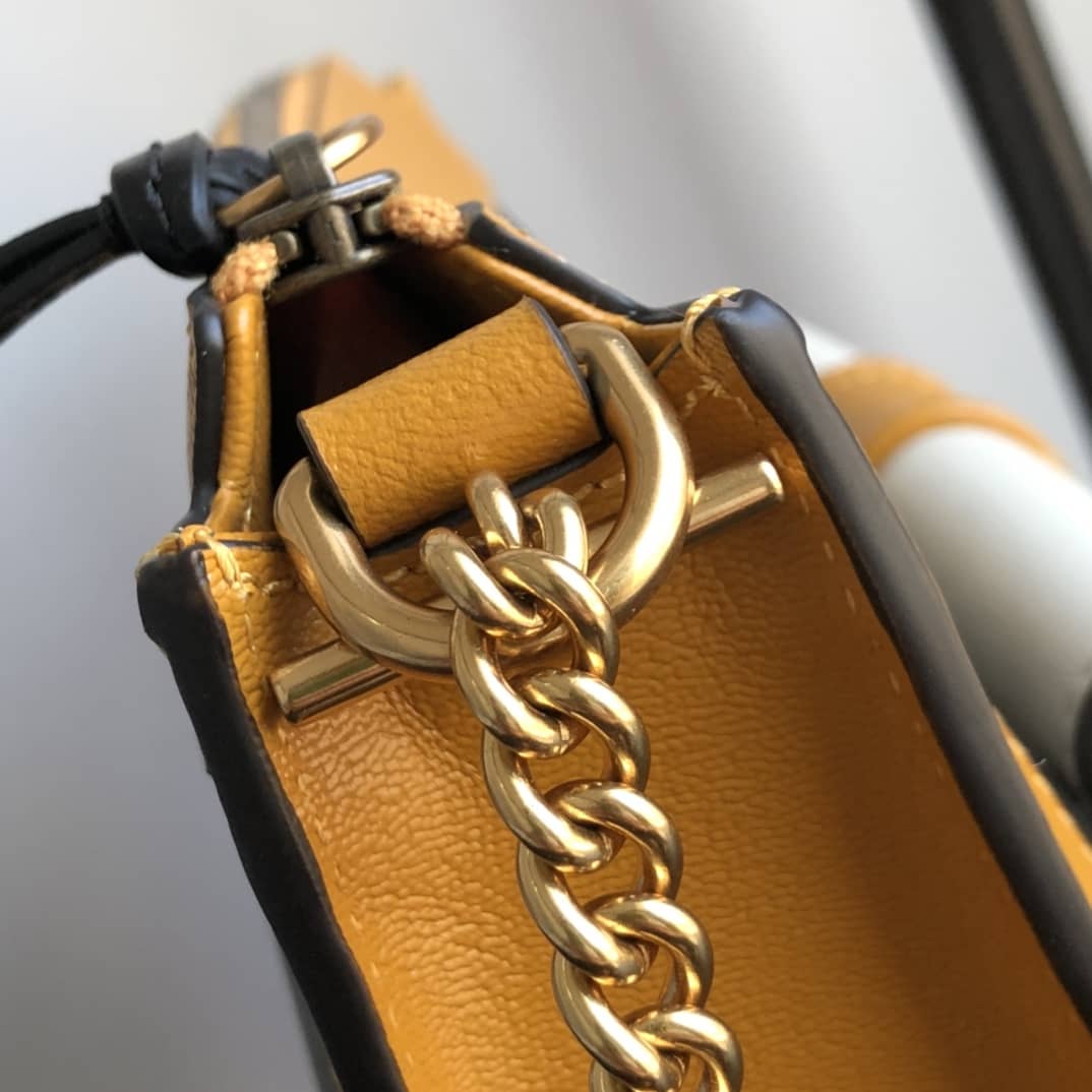 Gvc*1 Small Shoulder Bag With Double G Replica Yellow 648999