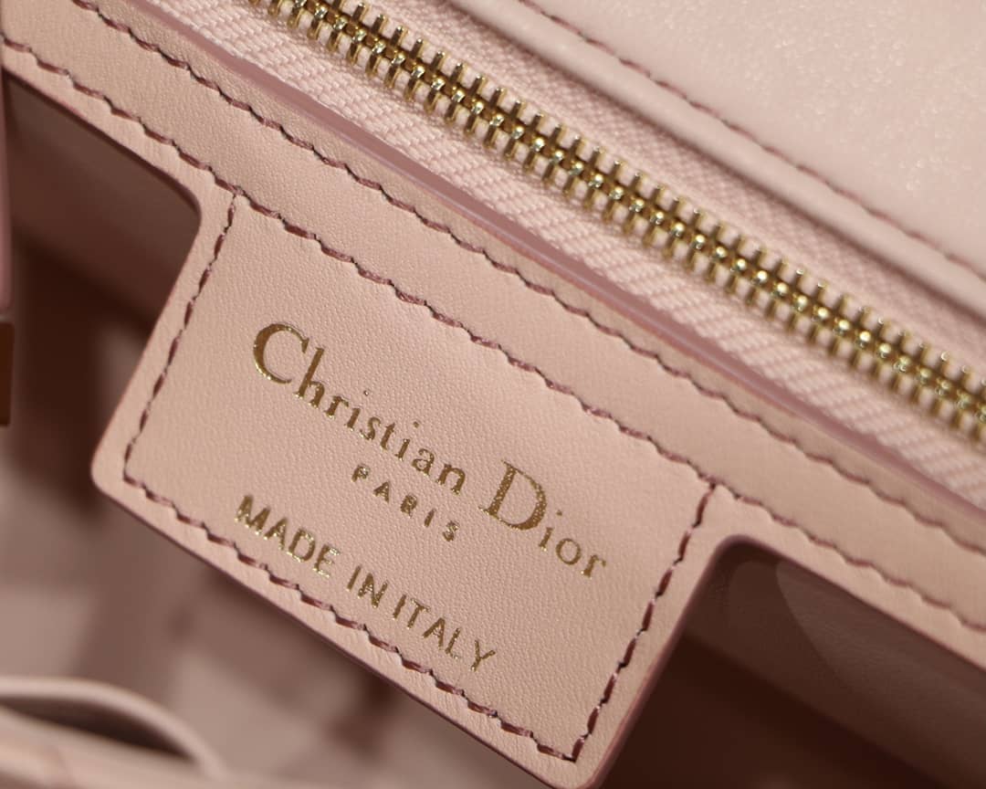 Chr1st1an D10r Caro Replica Bag