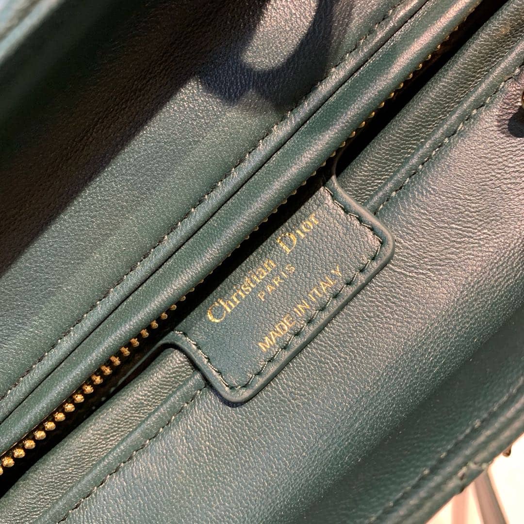 Chr1st1an D10r Lady D10r 24CM Replica Bag