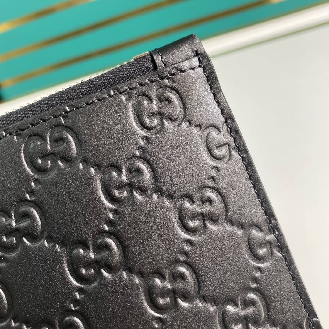 Gvc*1 Mens Signature Soft Pouch Replica 473950