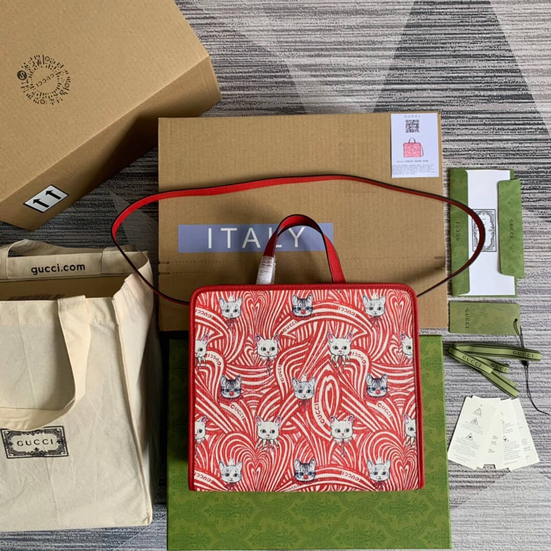 Gvc*1 Svp*me Canvas Children Yuko Higuchi Tote Replica Red 630542