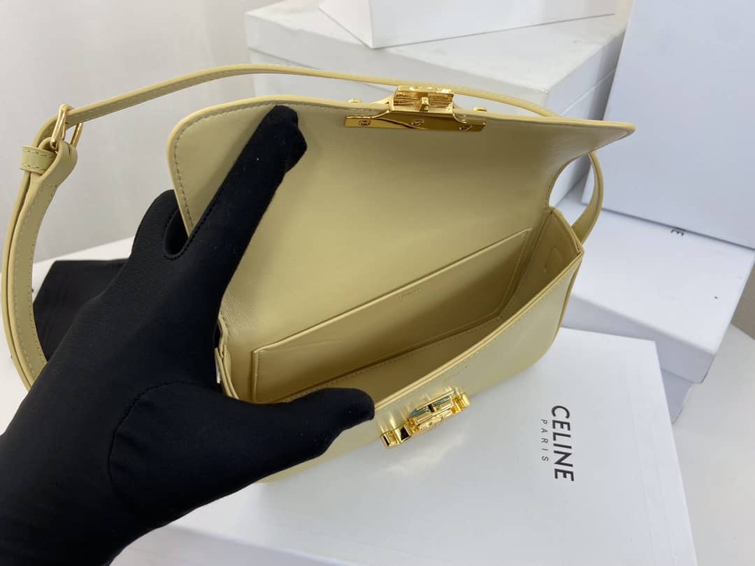 Ce1i*e Bag Dupe Triomphe Teen 20CM