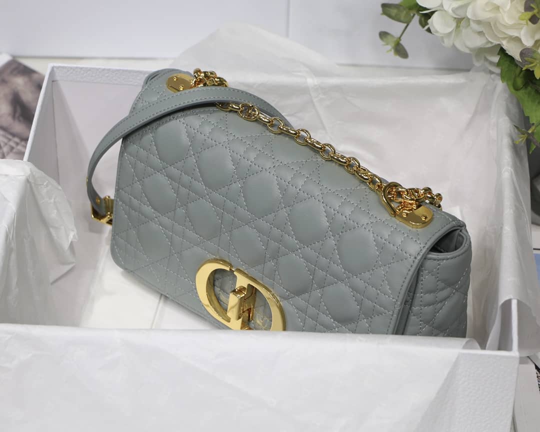 Chr1st1an D10r Caro Replica Bag