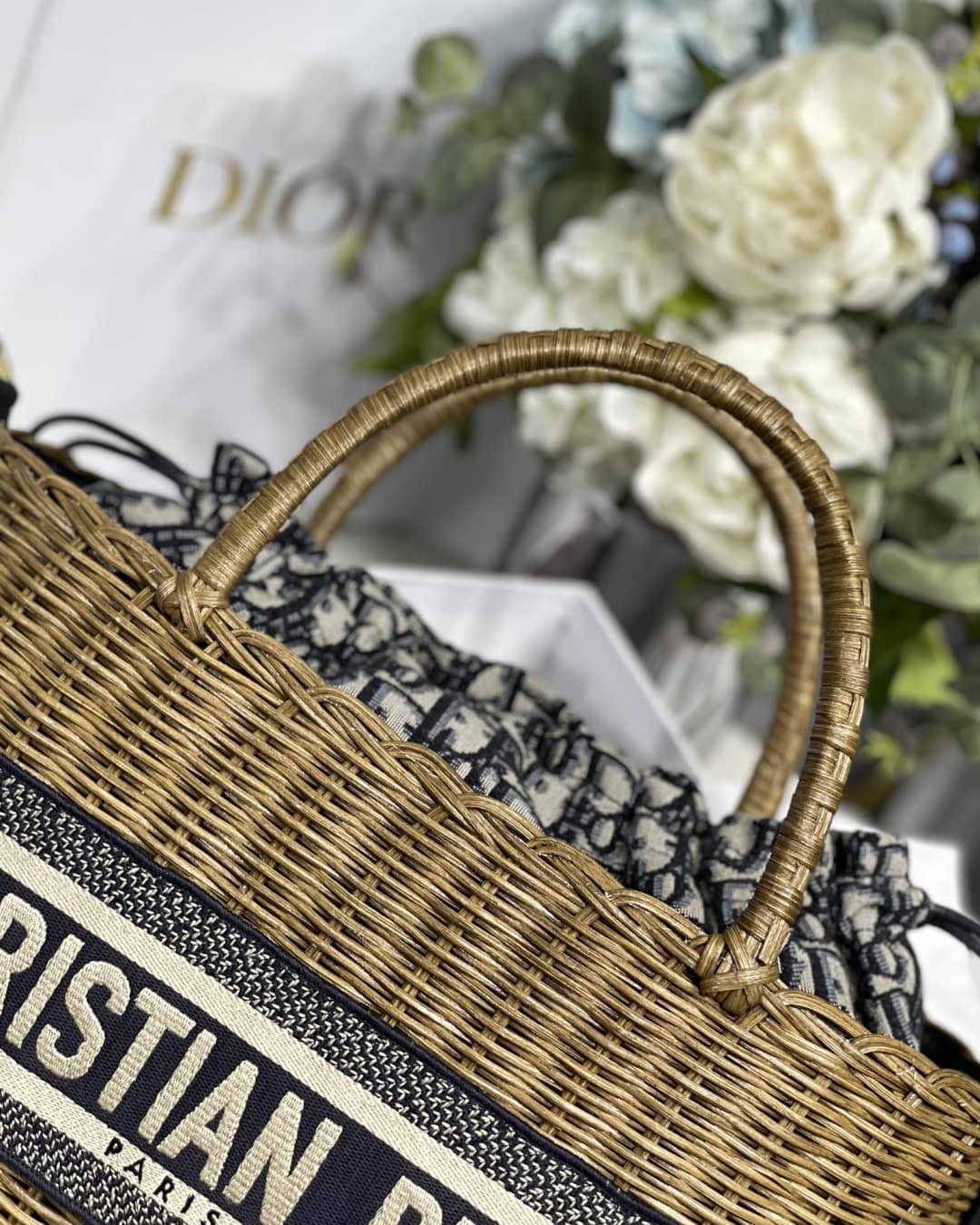 D10r Dupe Bag Medium Lady Natural Wicker