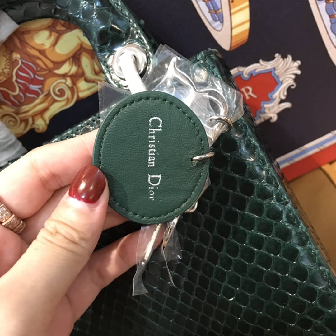 Chr1st1an D10r Lady D10r 17CM Replica Bag