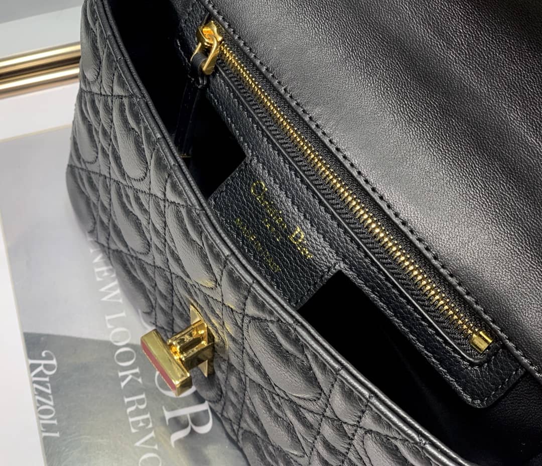Chr1st1an D10r Caro 20CM Replica Bag