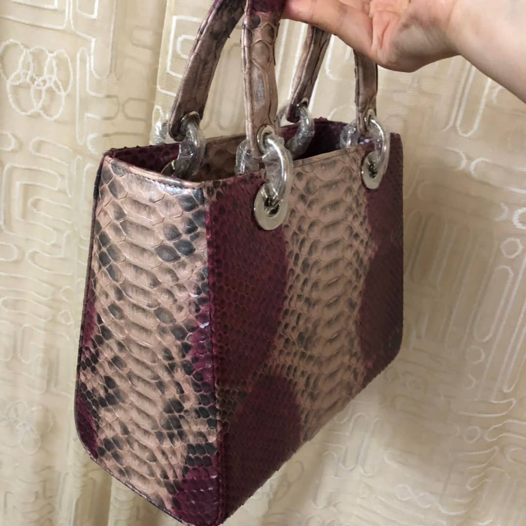Chr1st1an D10r Lady D10r 24CM Replica Bag