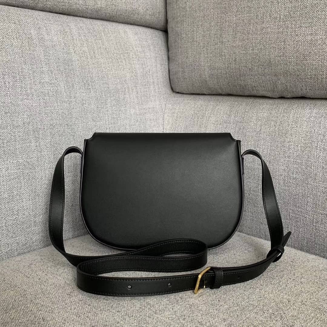 Ce1i*e Triomphe Bag Dupe Medium Maillon Triomphe Calfskin Replica Bag