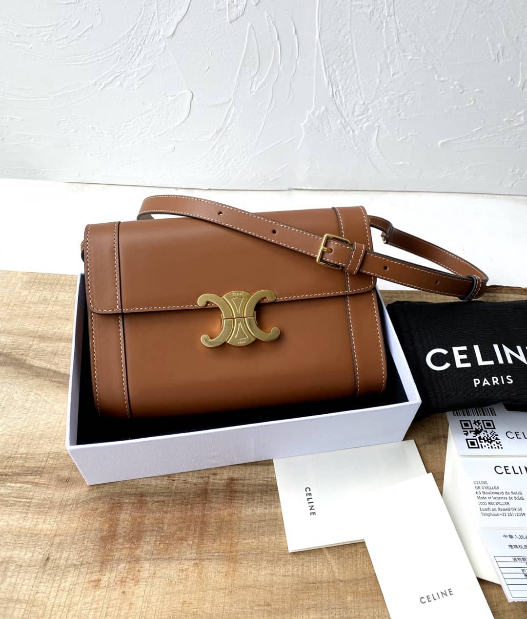 Ce1i*e Triomphe Bag Dupe Calf Leather Shoulder Strap Triomphe Replica Bag