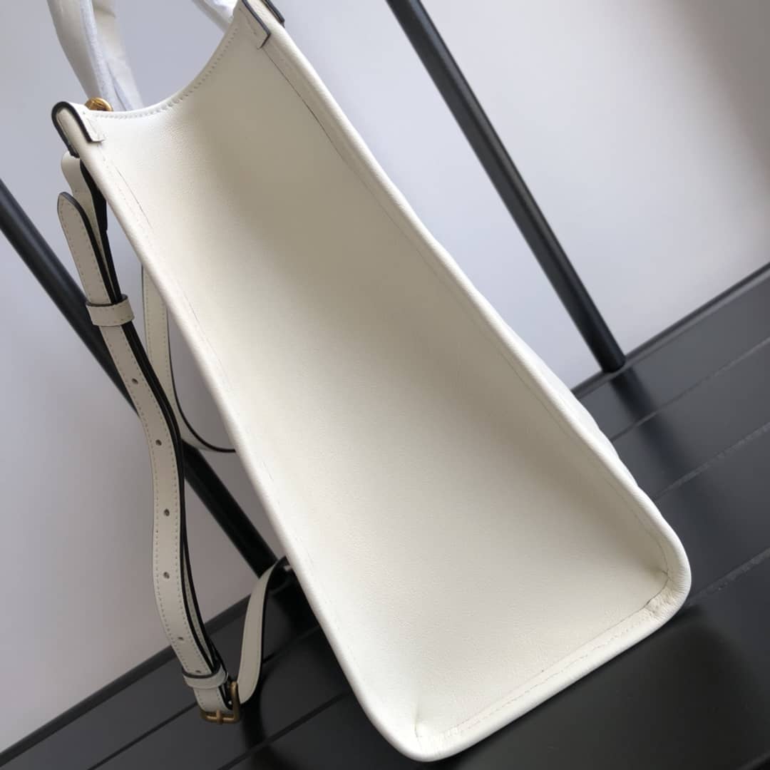 Gvc*1 GG Marmont Medium Matelasse Leather Tote Replica White 627332