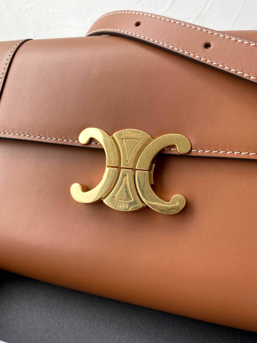 Ce1i*e Triomphe Bag Dupe Calf Leather Shoulder Strap Triomphe Replica Bag