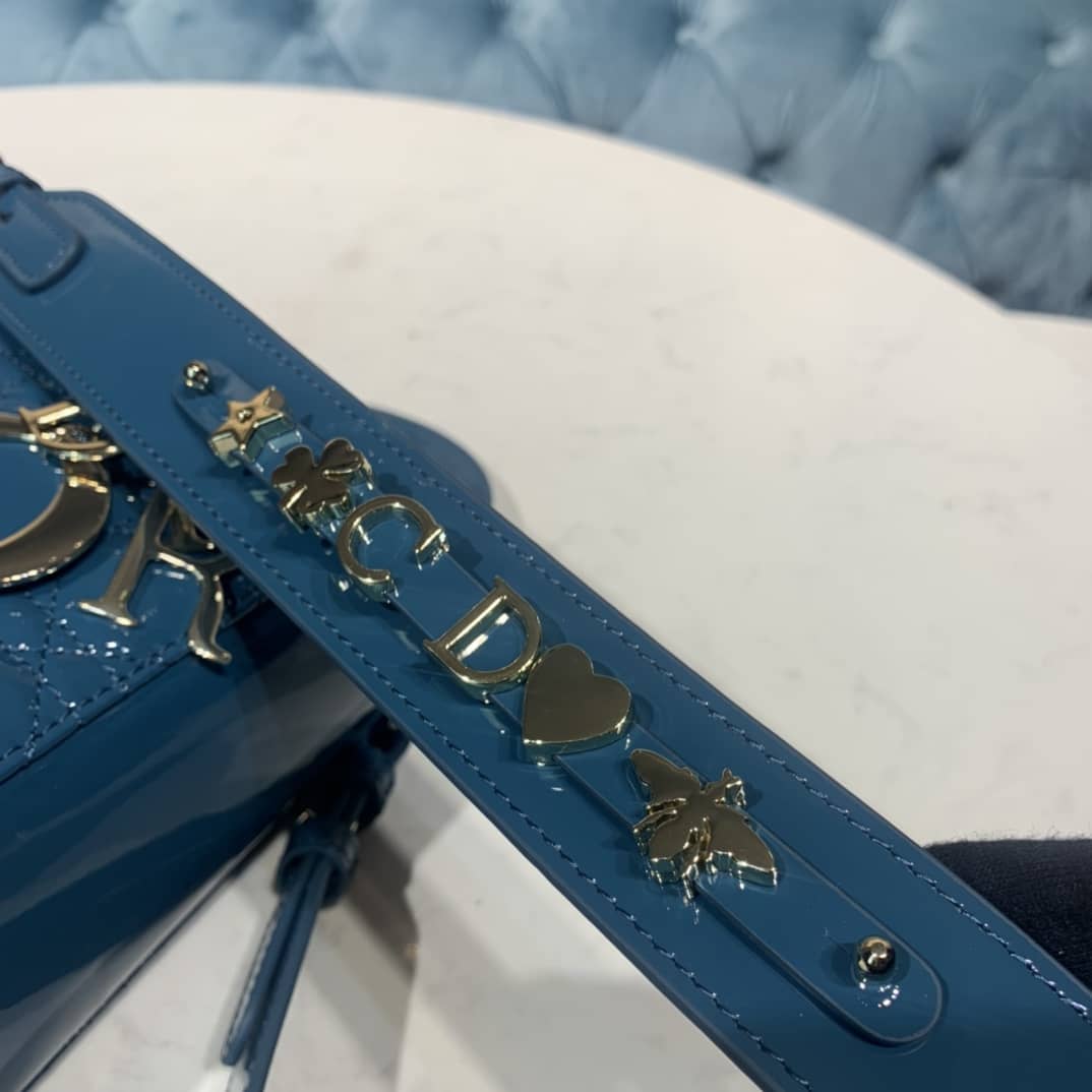 Chr1st1an D10r Lady D10r 20CM Replica Bag