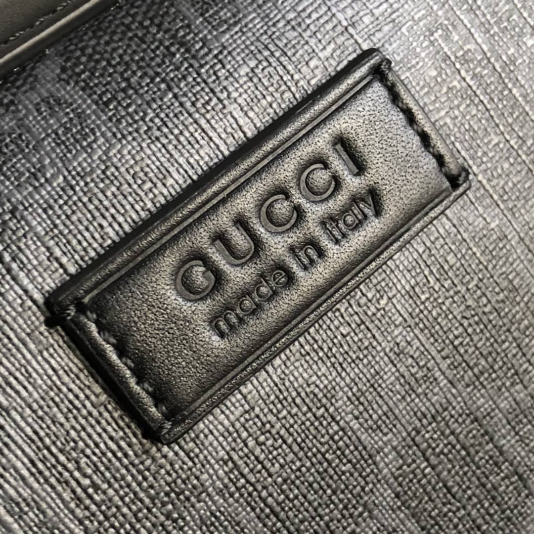 Gvc*1 GG Svp*me Wash Bag Replica Black 495562