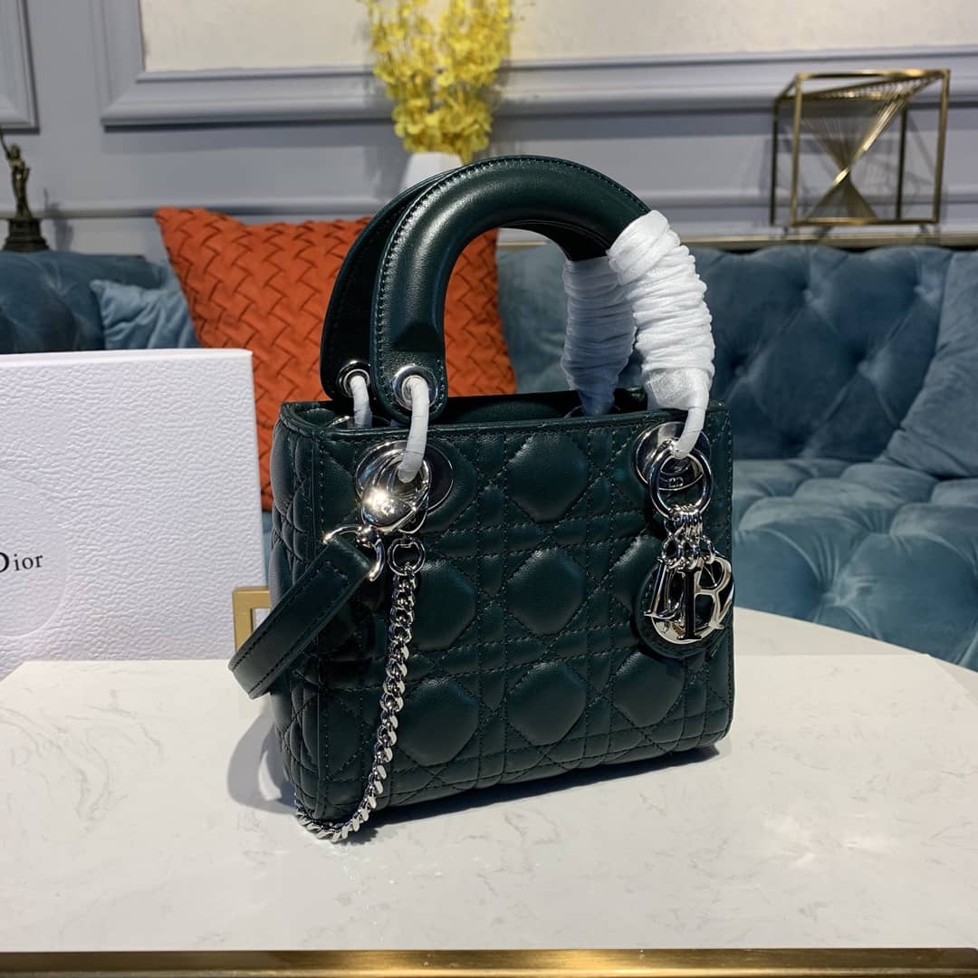 Chr1st1an D10r Lady D10r 17CM Replica Bag