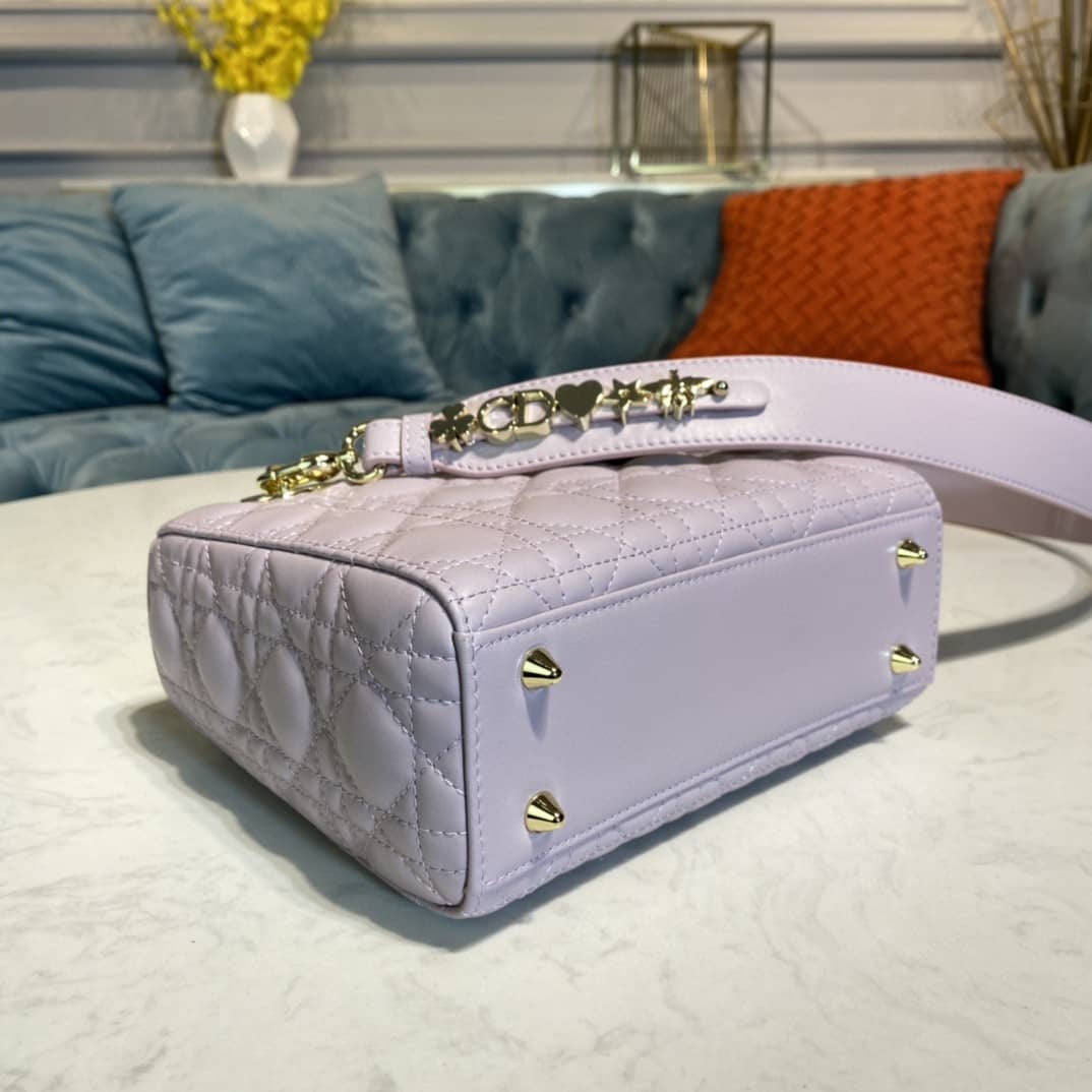 Chr1st1an D10r Lady D10r 20CM Replica Bag