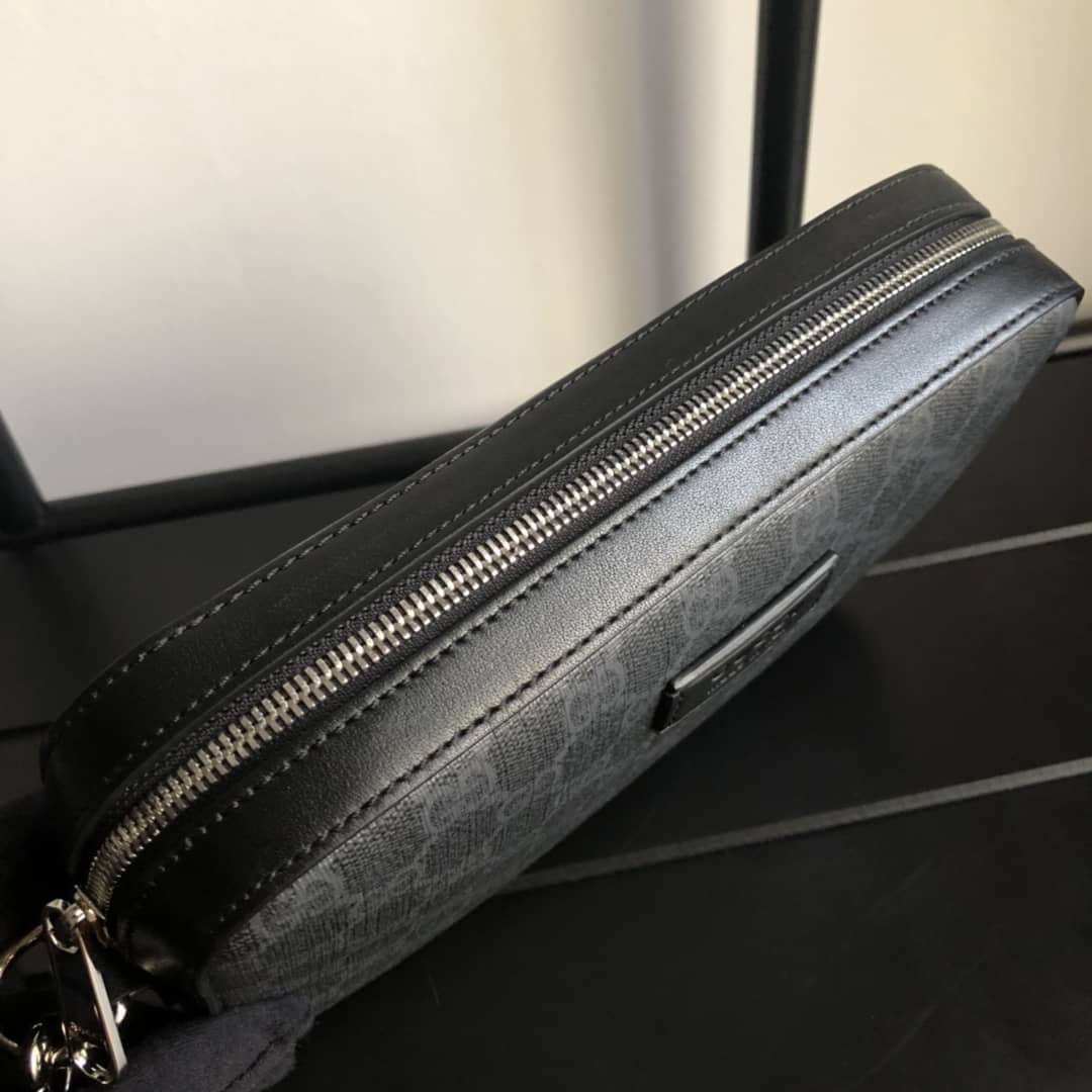 Gvc*1 GG Svp*me Wash Bag Replica Black 495562