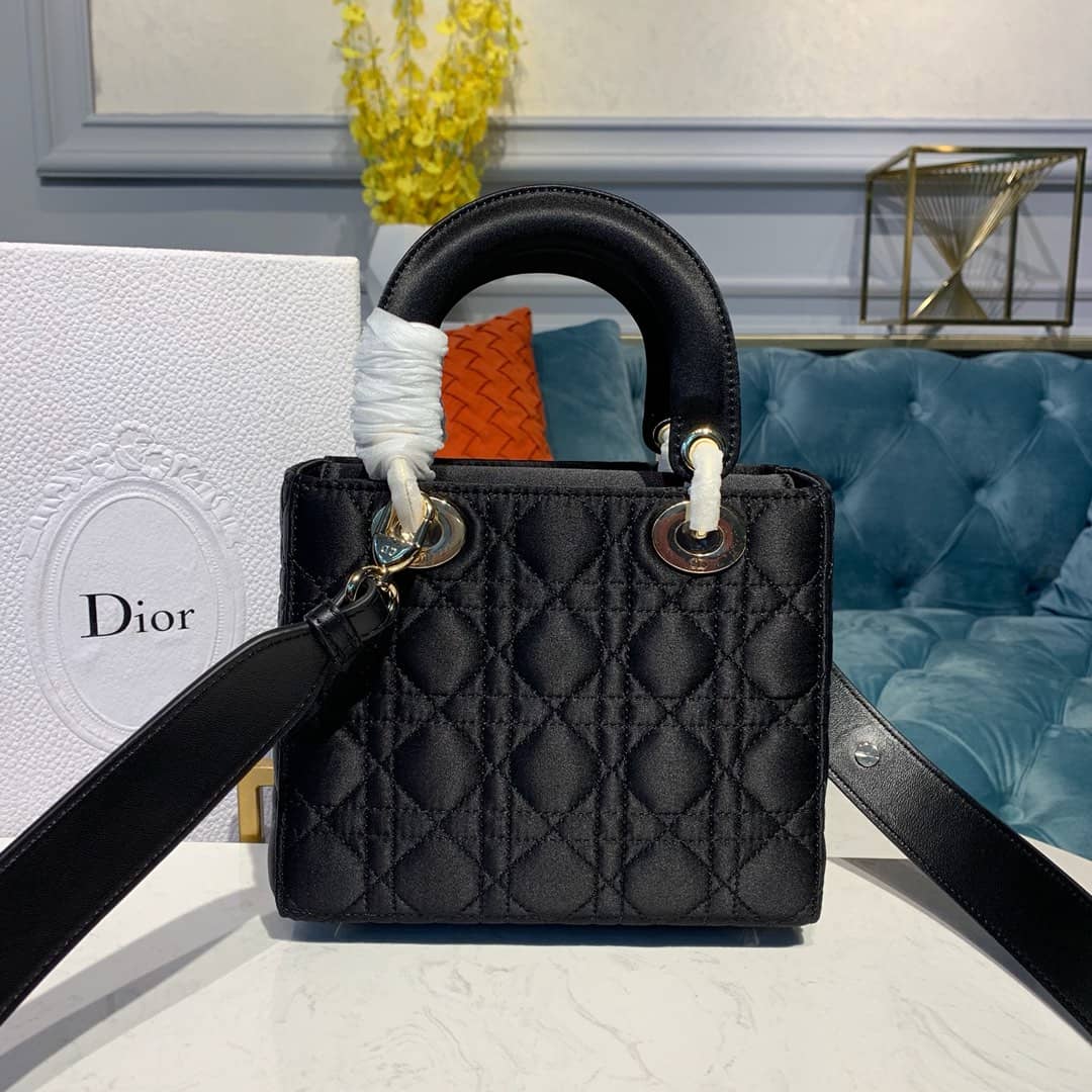 Chr1st1an D10r Lady D10r 20CM Replica Bag