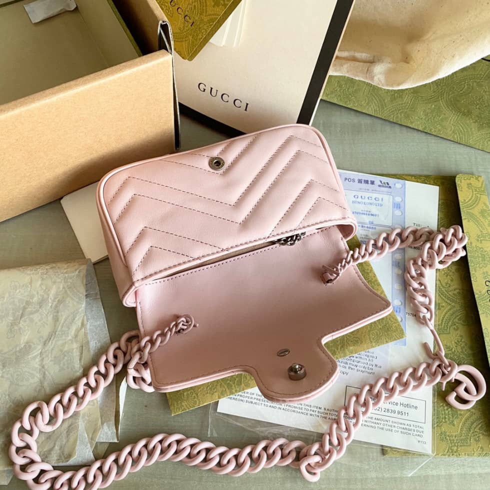 Gvc*1 GG Marmont Quilting S*per Mini 476433 Replica Crossbody Bag