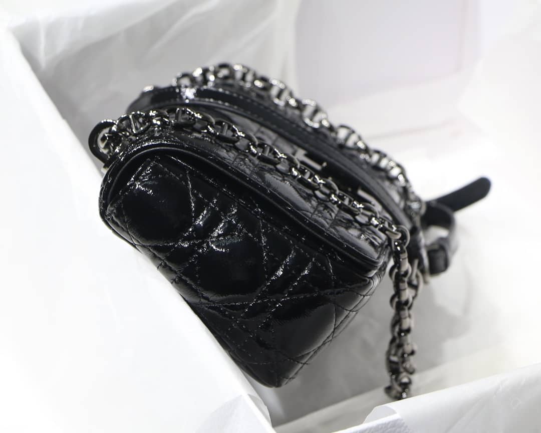 Chr1st1an D10r Caro Replica Bag